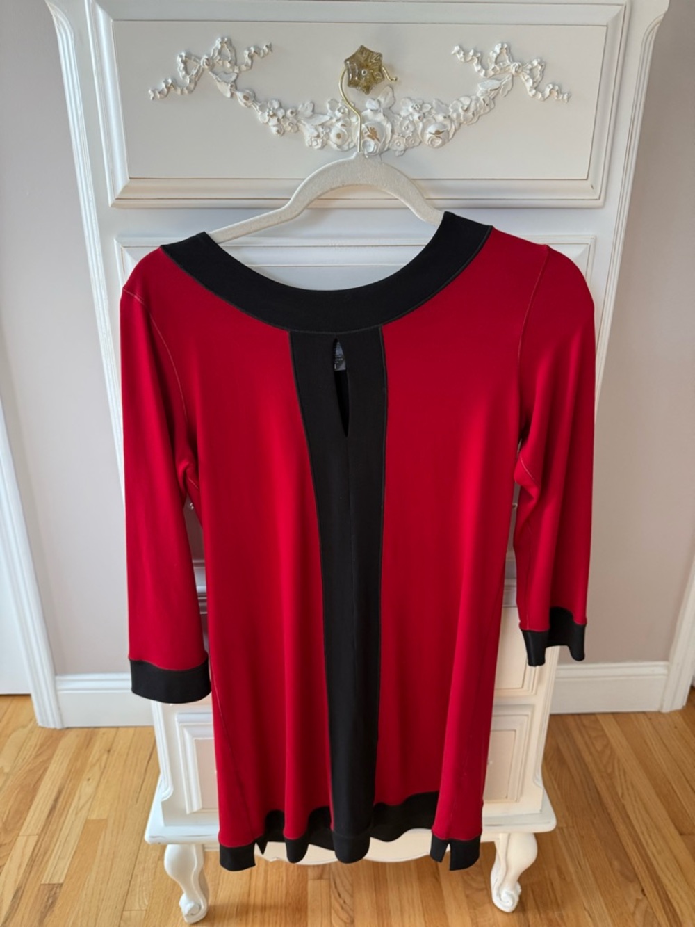 Eva Varro red & black midi dress - women’s size medium.